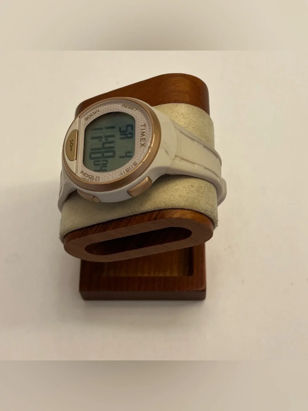 TIMEX Women's Watch -‎ INDIGLO Backlight Water Resistant - TW 5M42300